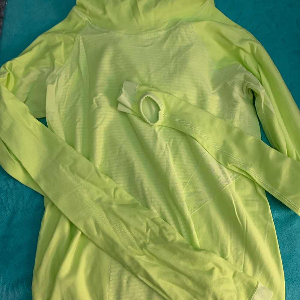 New balance hoodie